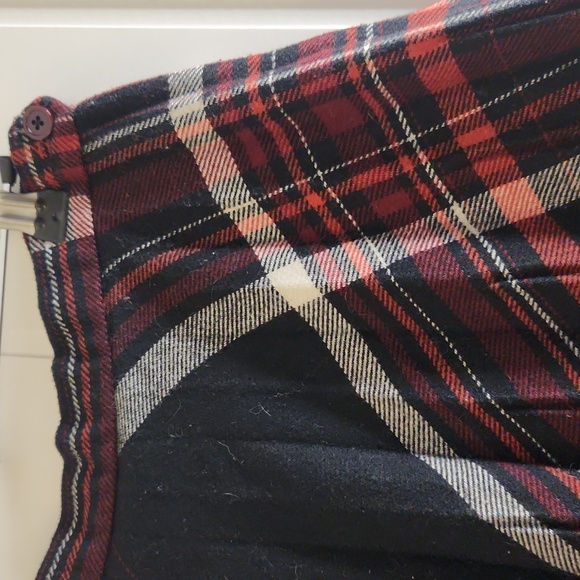 Plaid A-Line Skirt - Red and Black. Vintage Wool Academia Midi Skirt - Picture 3 of 12